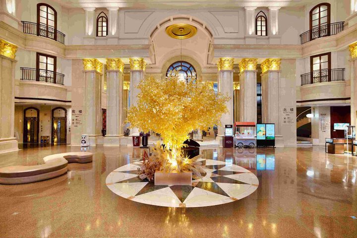 Hotel Interior 2 of 115