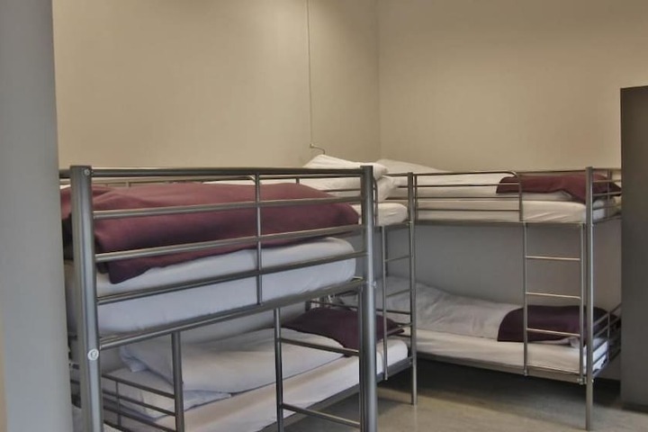 Room 110 of 276