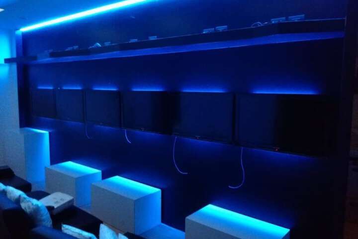 Room 15 of 22