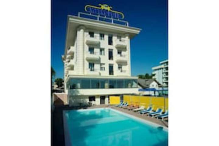 Hotel 85 of 86