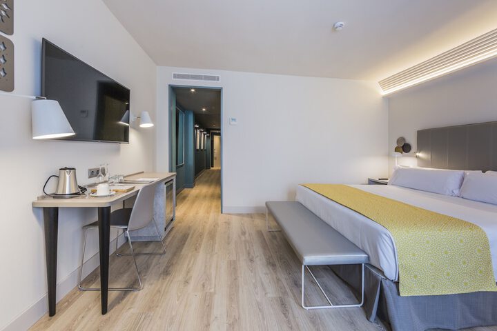 Room 9 of 70