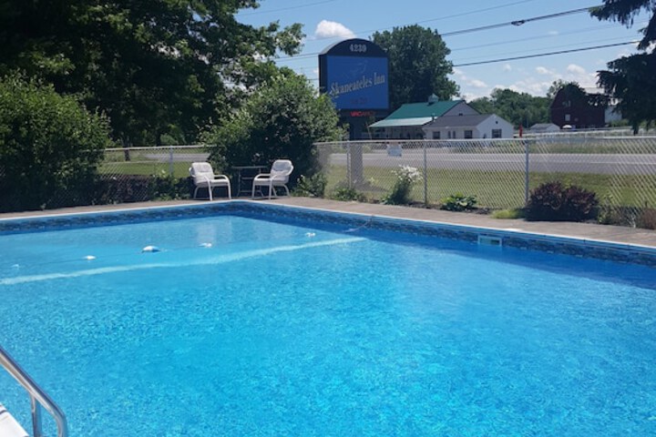 Pool 21 of 23