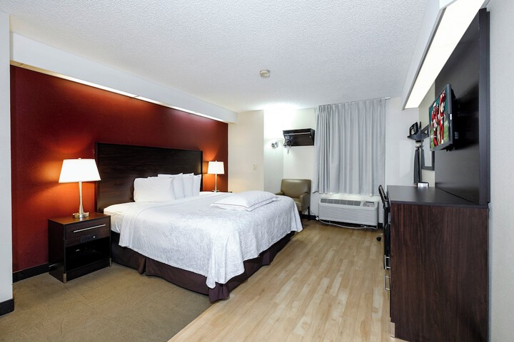 Superior Room 1 King Bed (12 of 12)