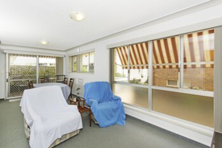 Room 3 of 11