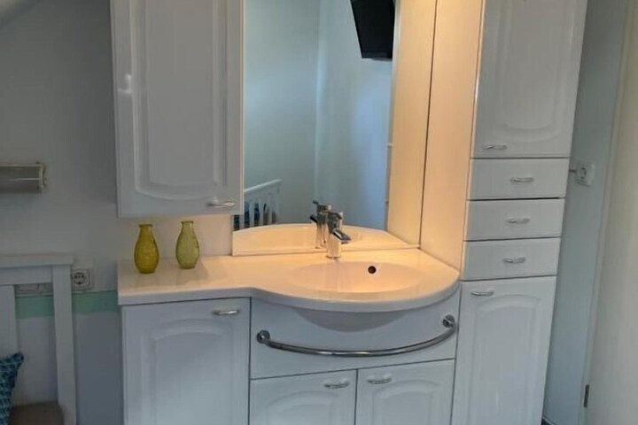 Room 16 of 20