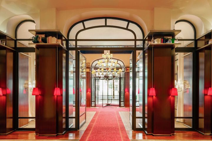 Hotel 254 of 261