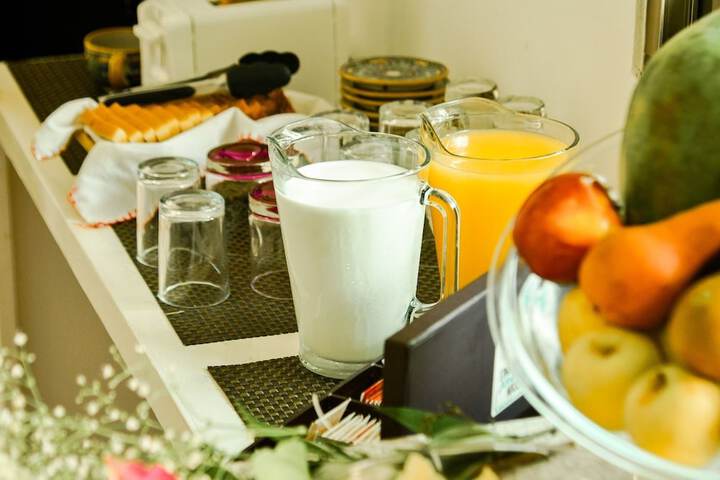 Breakfast area