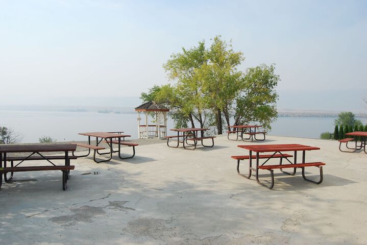 Property Grounds 16 of 19