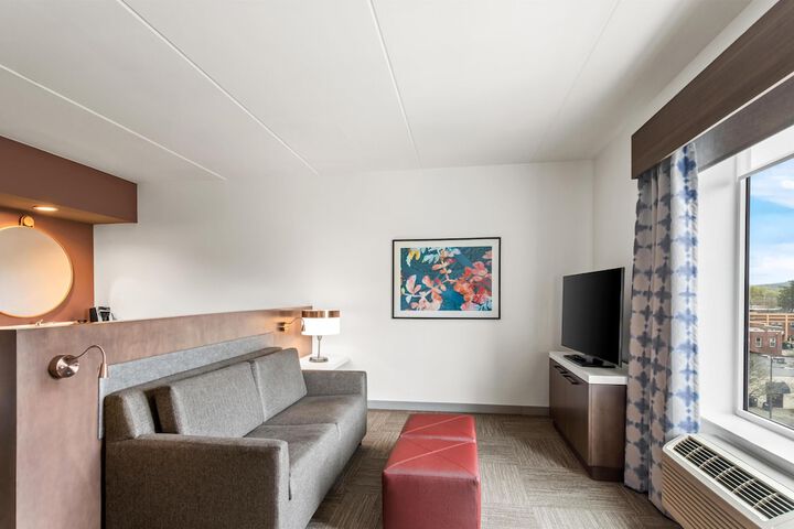 Room 41 of 79