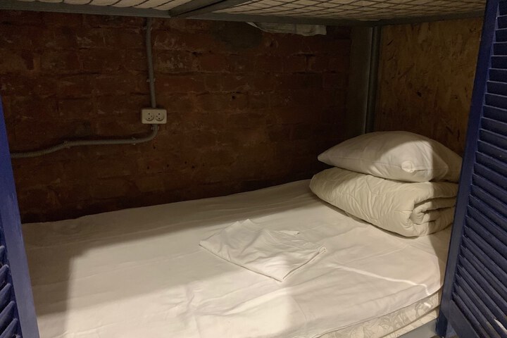 Room 7 of 14