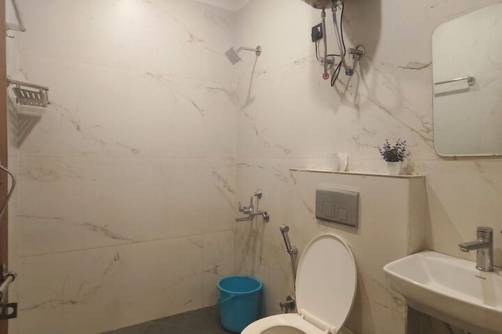Room 15 of 29