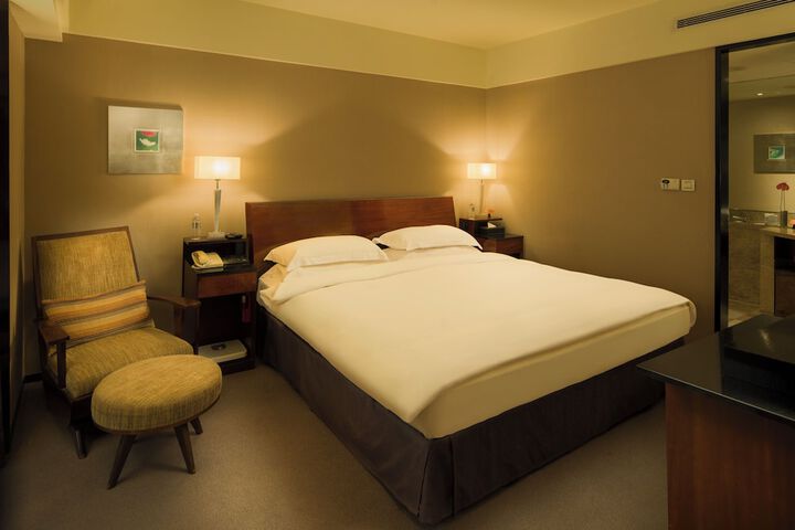 Room 25 of 61