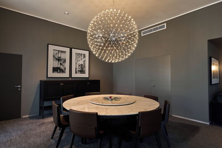 Room 93 of 267