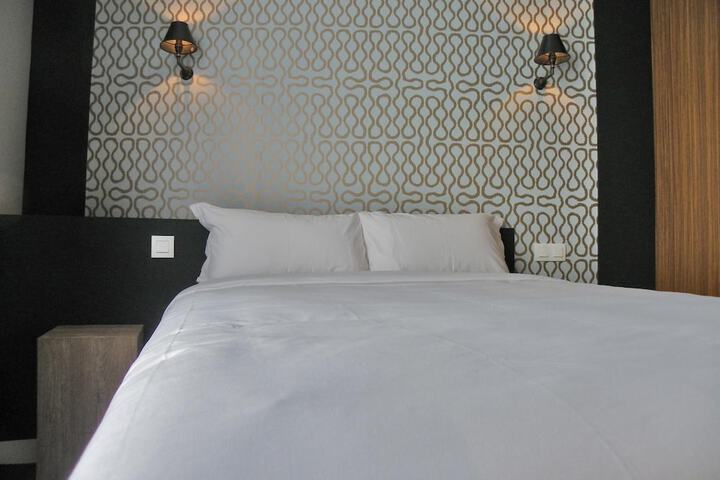 Room 17 of 44