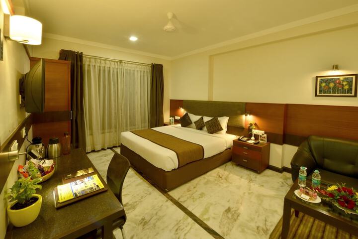 Room 16 of 83