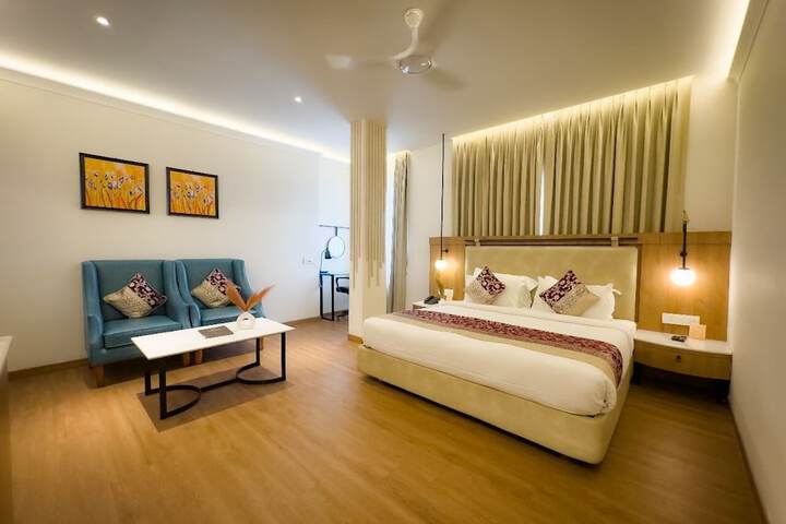 Room 55 of 100