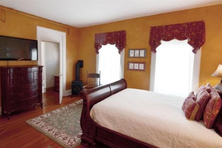 Room 27 of 130