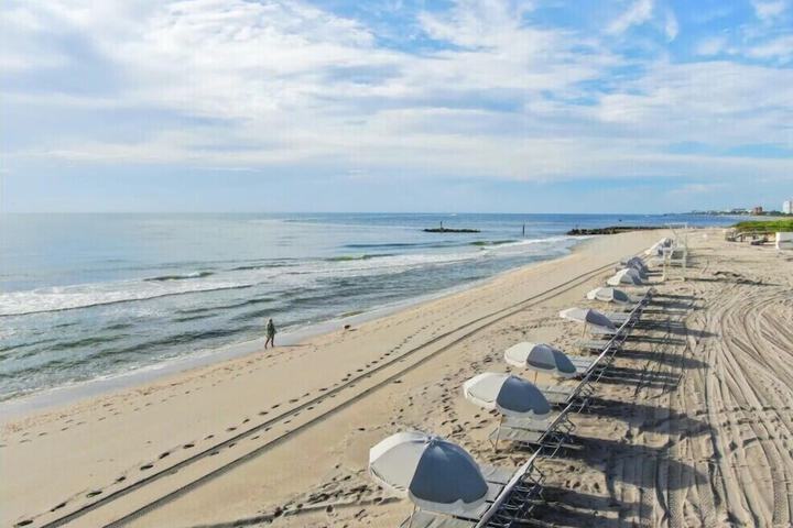 Beach 63 of 69