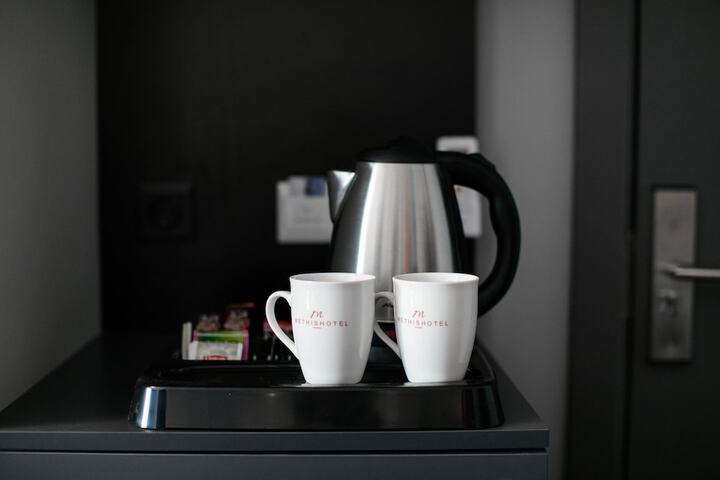 Breakfast/Coffee Service 22 of 85