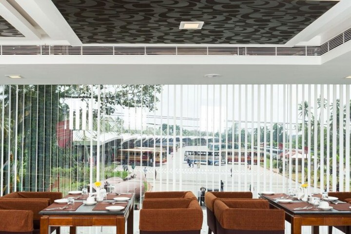 Dining Photos