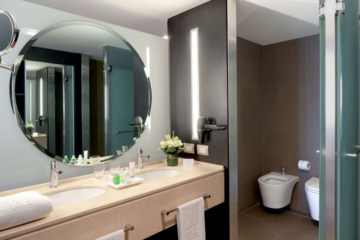 Clean Restrooms