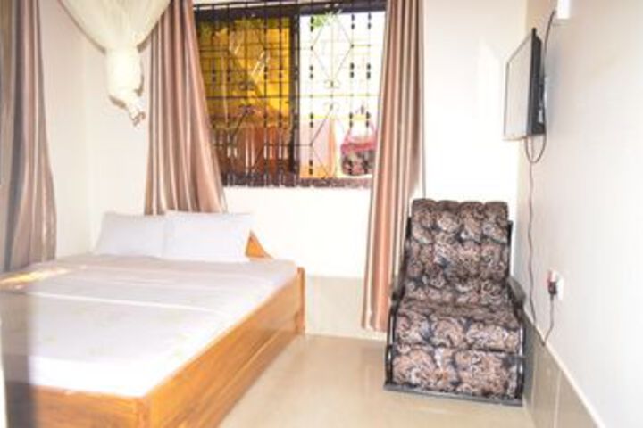 Room 30 of 67