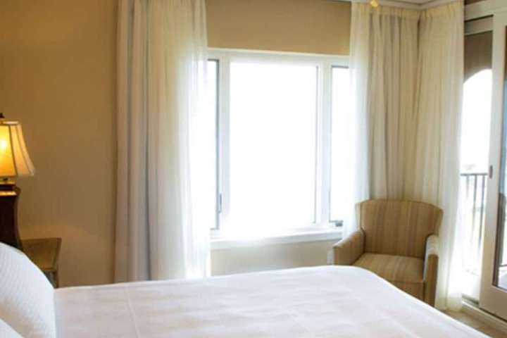 Room 9 of 190