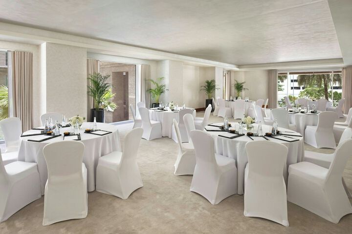 Ballroom/Hall 100 of 127