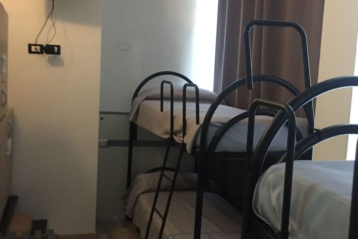 Room 12 of 29