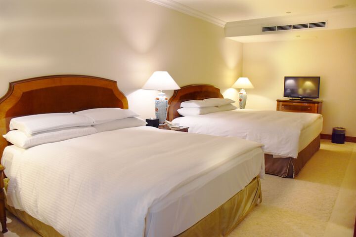 Room 20 of 39