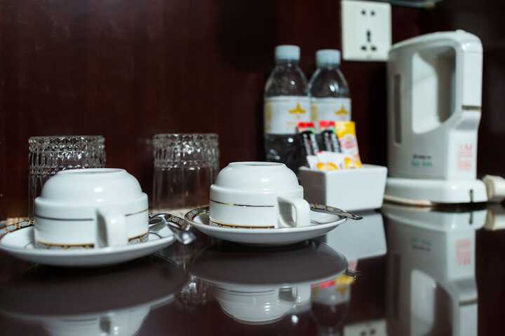 Breakfast/Coffee Service 29 of 95