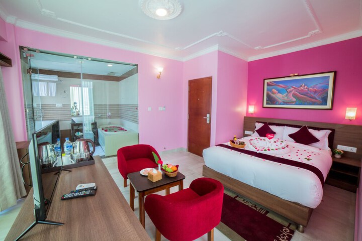 Room 19 of 39
