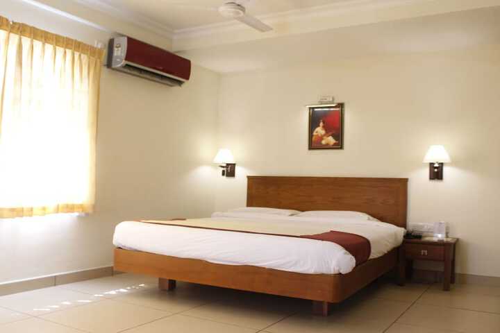 Room 6 of 20