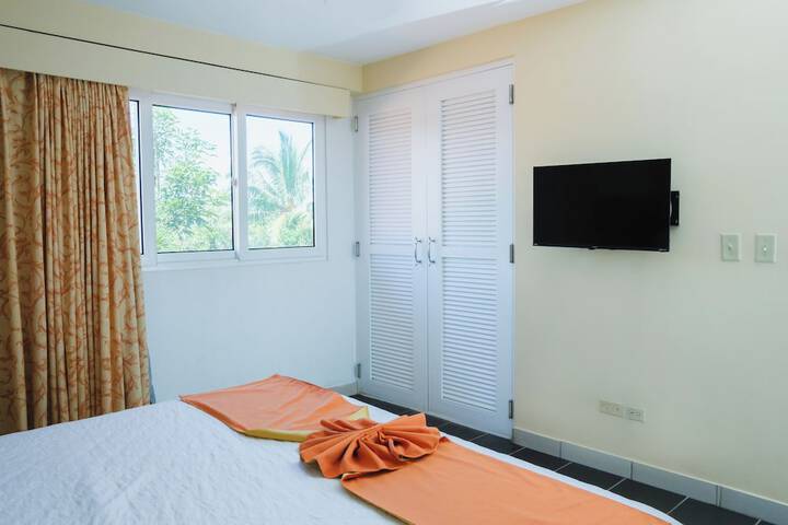 Room 14 of 96