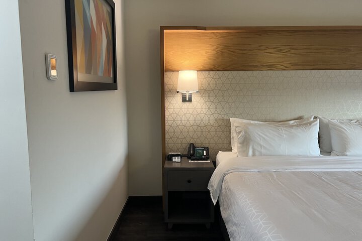 Room 14 of 113