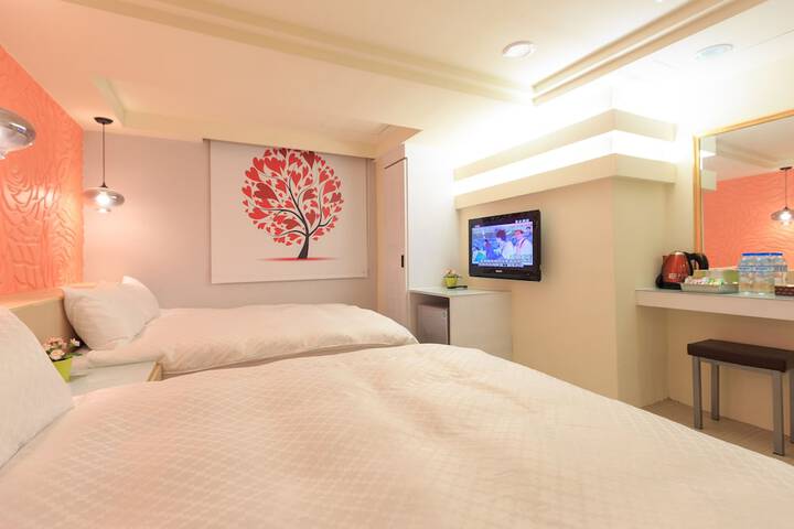Room 8 of 60