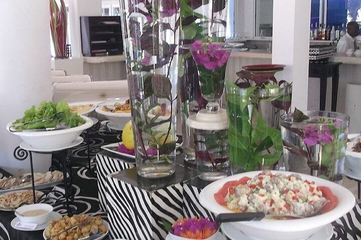 Dining 46 of 54