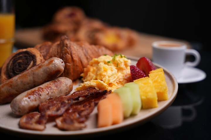 Breakfast/Coffee Service 28 of 36