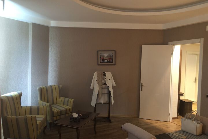 Room 11 of 64