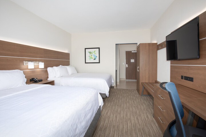 Room 16 of 49