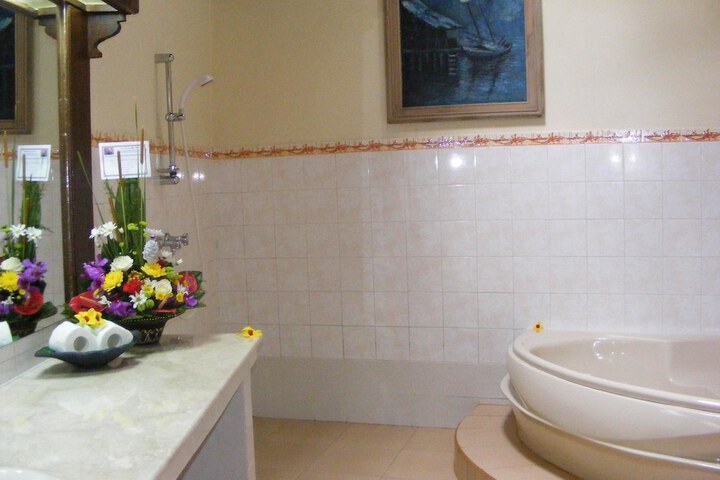 Room 14 of 23