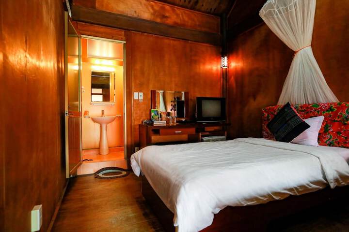 Room 13 of 69