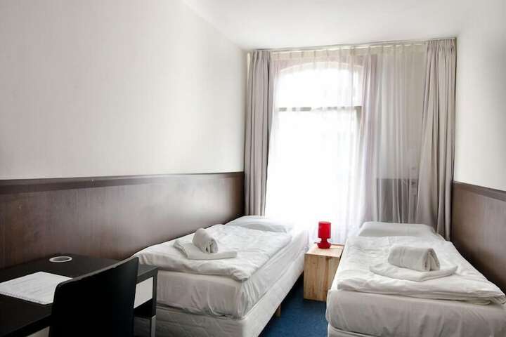 Room 5 of 23