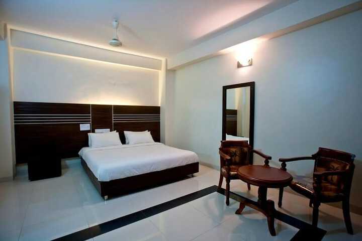 Room 34 of 42