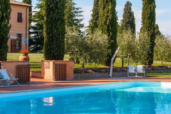 Hotel Pool