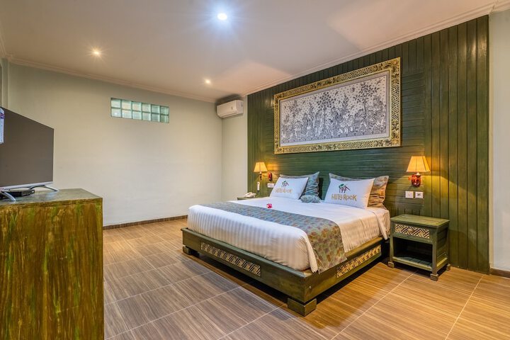 Room 8 of 17