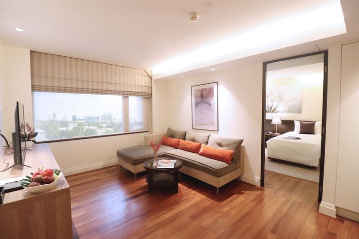 Room 4 of 131