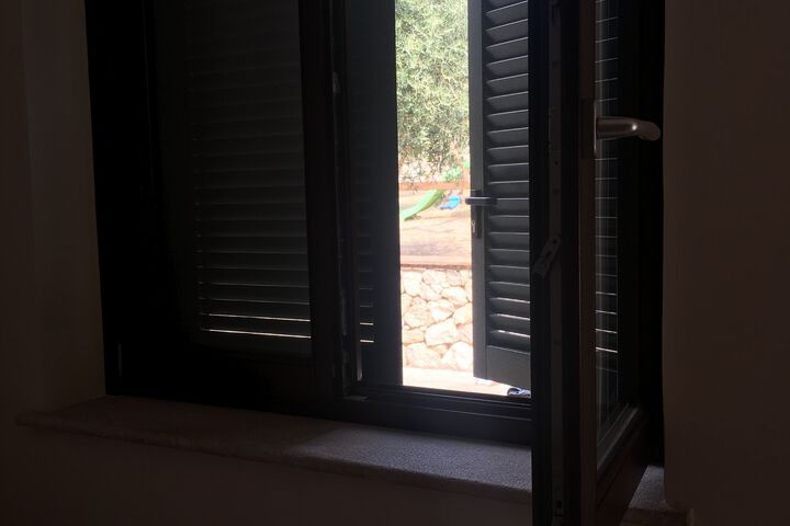 Room 7 of 7