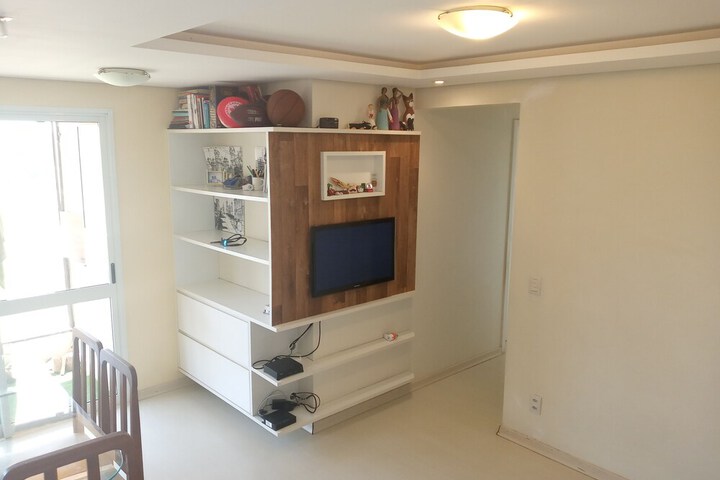 Room 9 of 12