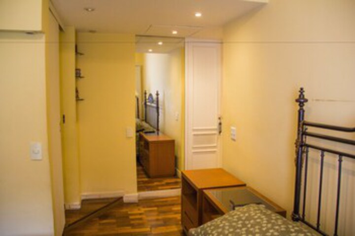 Room 34 of 75